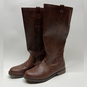 Cat & Jack Girl’s boots, size 5, brown